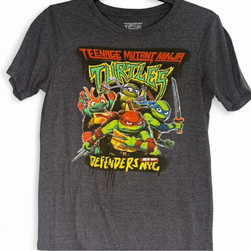 Nickelodeon Teenage Mutant Ninja Turtles Gray Graphic T-Shirt